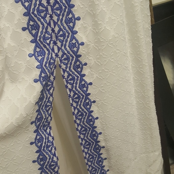 Dress - Picture 3 of 8